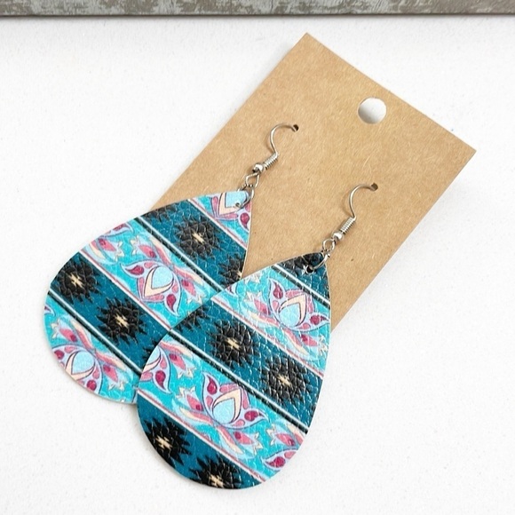Lotus print teardrop hand made earrings - Picture 1 of 2
